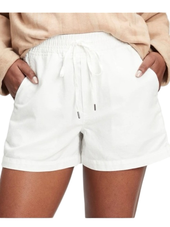 GAP Pants - GAP Women's High Waist White Shorts Size M NWT
